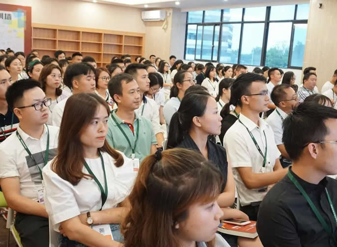 【成都東辰】筑夢(mèng)·啟航——成都東辰全體教師入職培訓正式啟動(dòng)