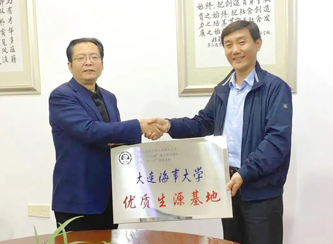東辰教育半月談2021年第2期 | 學(xué)習與研討相結合 德育與發(fā)展相契合