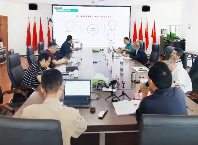 東辰教育五月學(xué)校管理例會(huì )｜以新高考助推學(xué)校超越發(fā)展