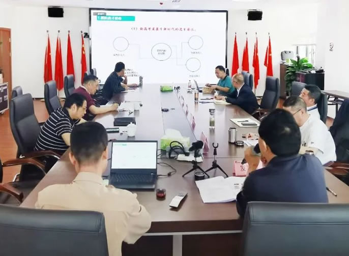 東辰教育五月學(xué)校管理例會(huì )｜以新高考助推學(xué)校超越發(fā)展